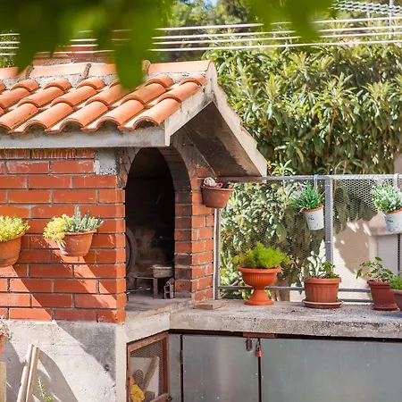 Apartament Mirjana *