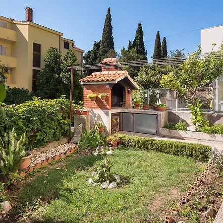 Mirjana * スプリト